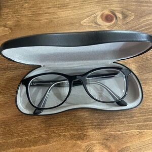 Black rayban glasses with Case
